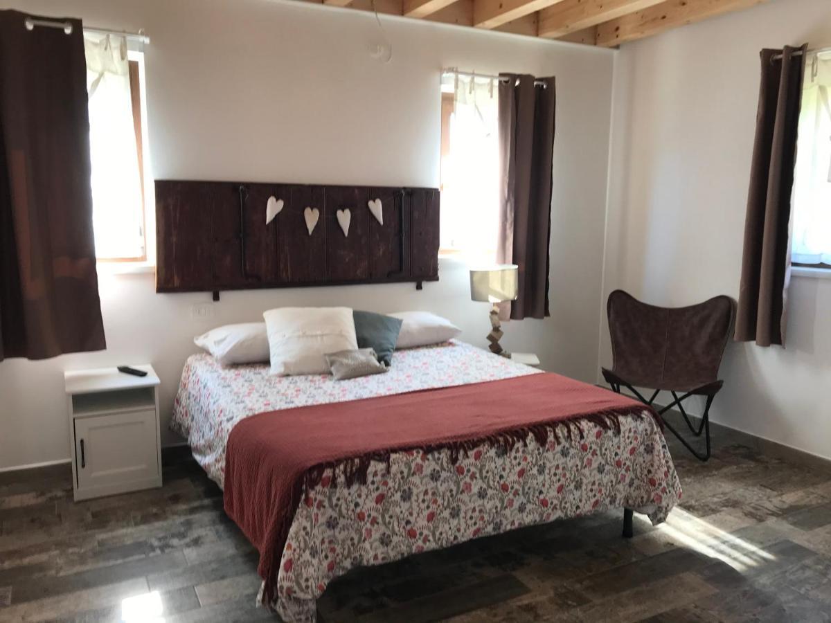 Agriturismo B&B Le Casette Sul Garda 卡瓦翁贝罗内斯 外观 照片