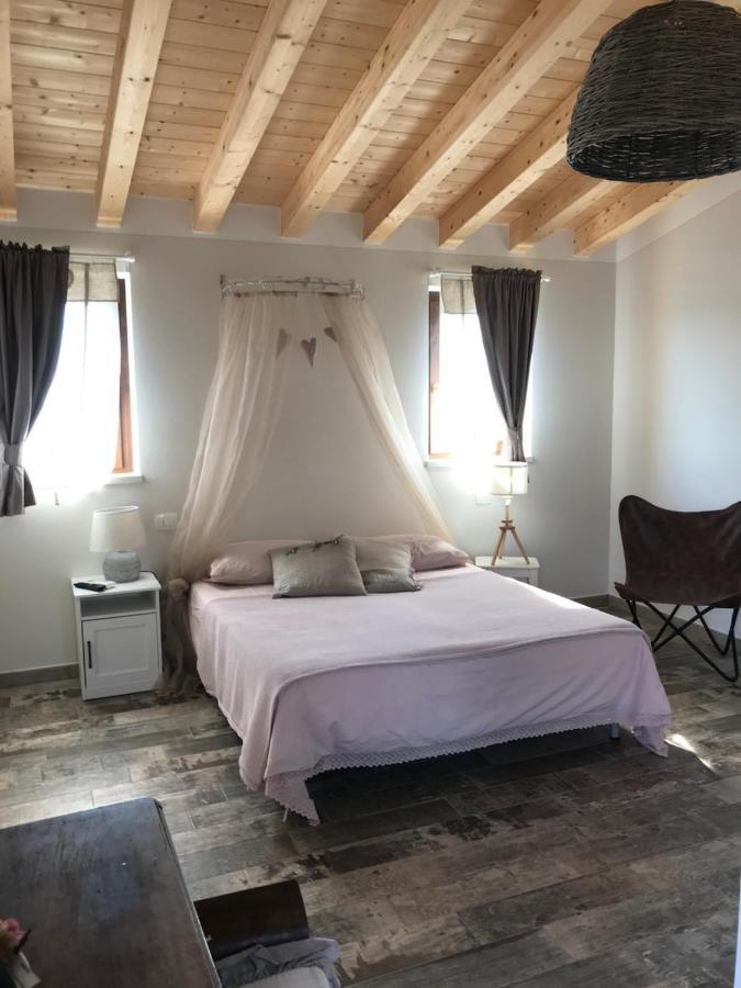 Agriturismo B&B Le Casette Sul Garda 卡瓦翁贝罗内斯 外观 照片