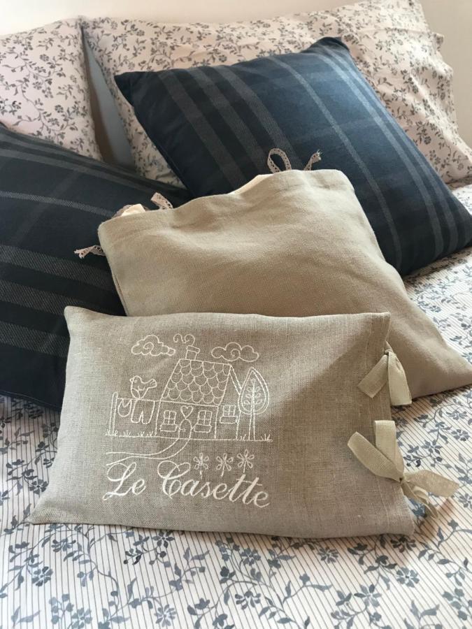Agriturismo B&B Le Casette Sul Garda 卡瓦翁贝罗内斯 外观 照片
