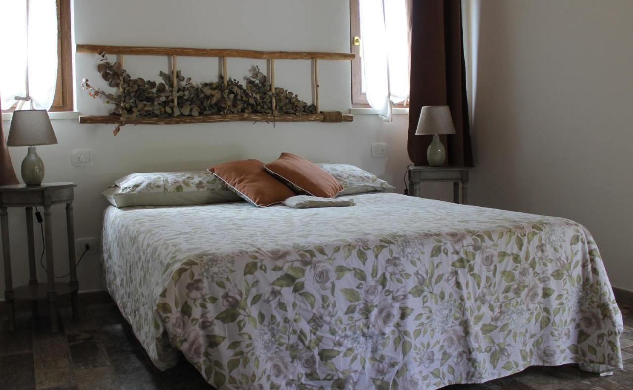 Agriturismo B&B Le Casette Sul Garda 卡瓦翁贝罗内斯 外观 照片