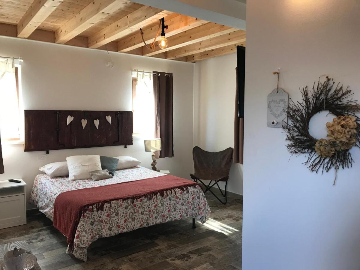 Agriturismo B&B Le Casette Sul Garda 卡瓦翁贝罗内斯 外观 照片