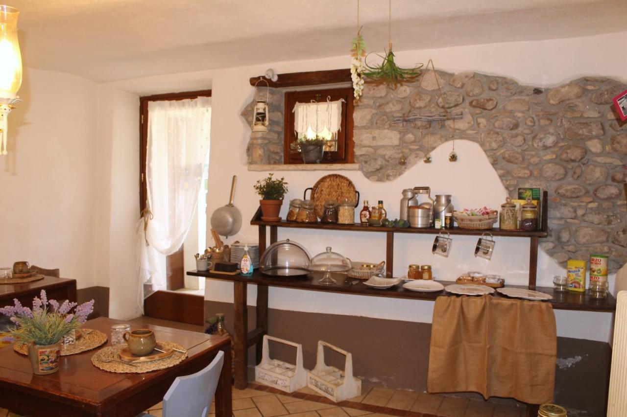 Agriturismo B&B Le Casette Sul Garda 卡瓦翁贝罗内斯 外观 照片