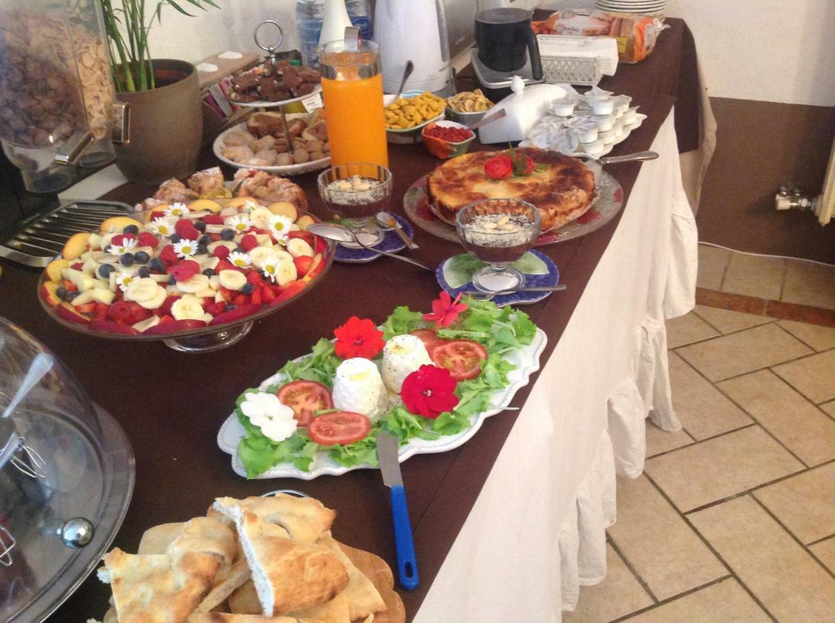 Agriturismo B&B Le Casette Sul Garda 卡瓦翁贝罗内斯 外观 照片